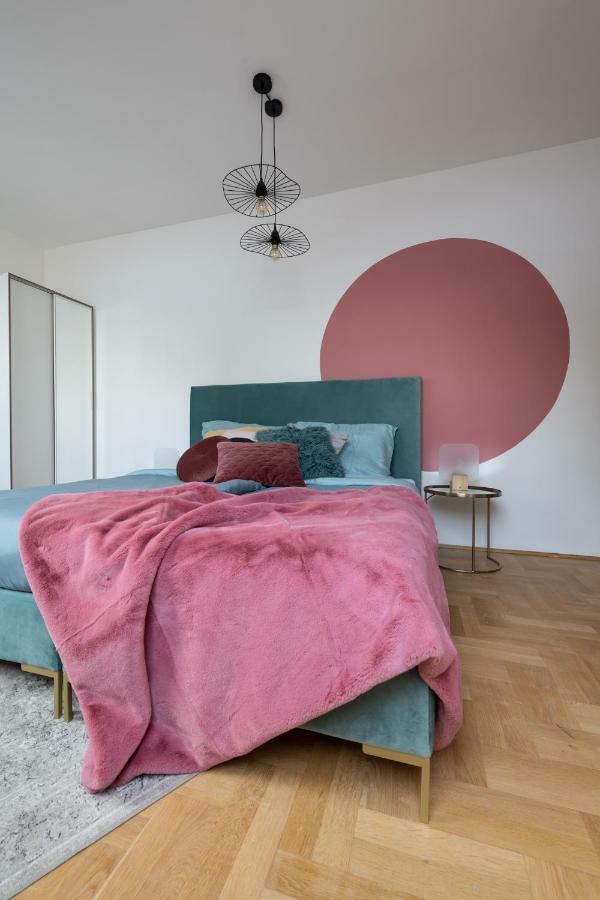Gozsdu Design Apartment Budapest Bagian luar foto