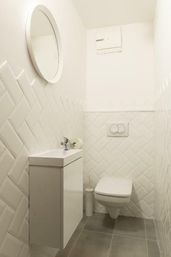 Gozsdu Design Apartment Budapest Bagian luar foto
