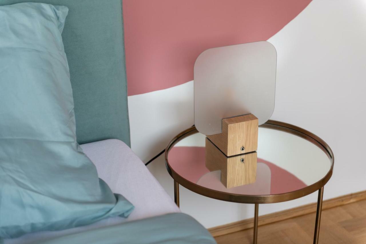 Gozsdu Design Apartment Budapest Bagian luar foto