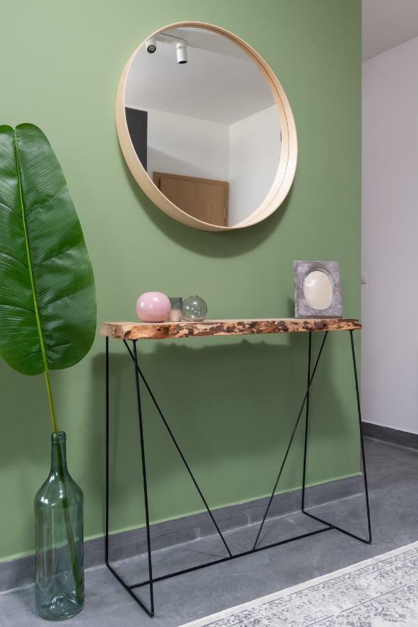 Gozsdu Design Apartment Budapest Bagian luar foto