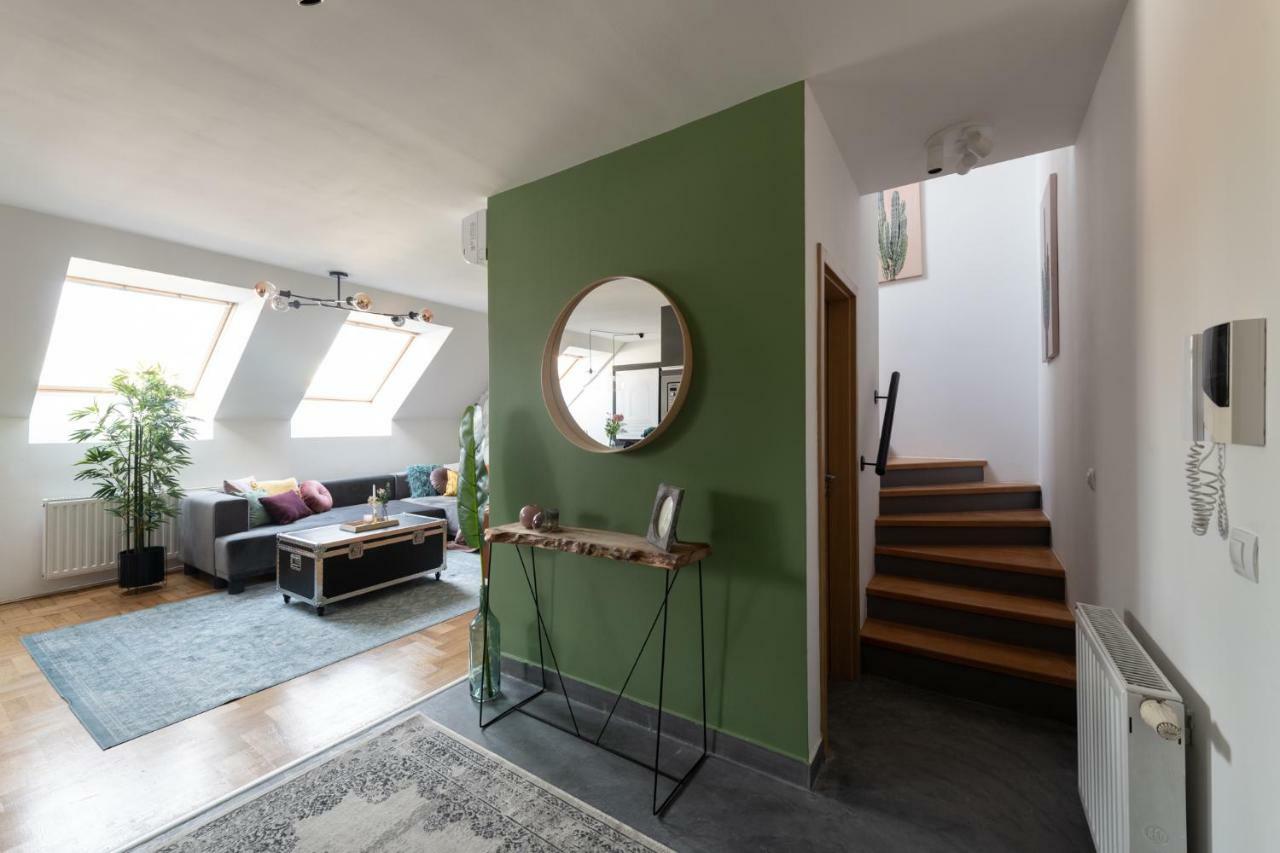 Gozsdu Design Apartment Budapest Bagian luar foto